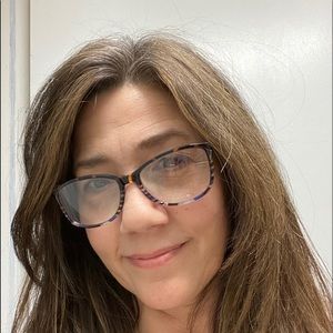 Meet your Posher, Julie